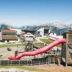 The Seefeld Retreat - Family Friendly - Mountain Views Apartment