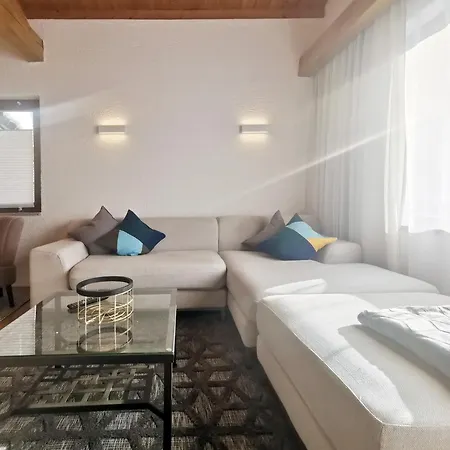 The Seefeld Retreat - Family Friendly - Mountain Views 蒂罗尔-泽费尔德